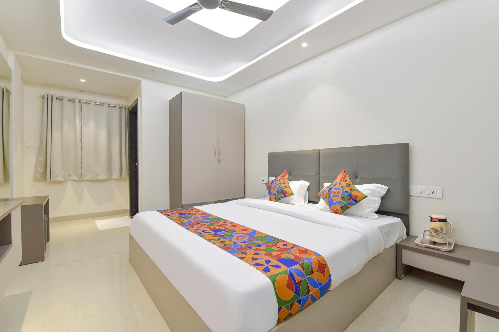 Fabhotel Synergy Stays Indore Exterior foto